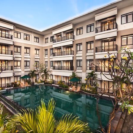 Grand Kuta Hotel&Residence Legian Exterior foto