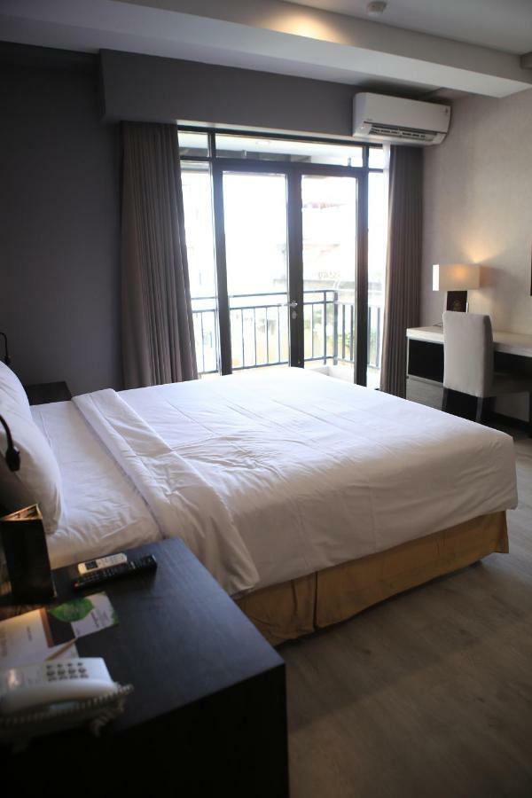 Grand Kuta Hotel&Residence Legian Exterior foto