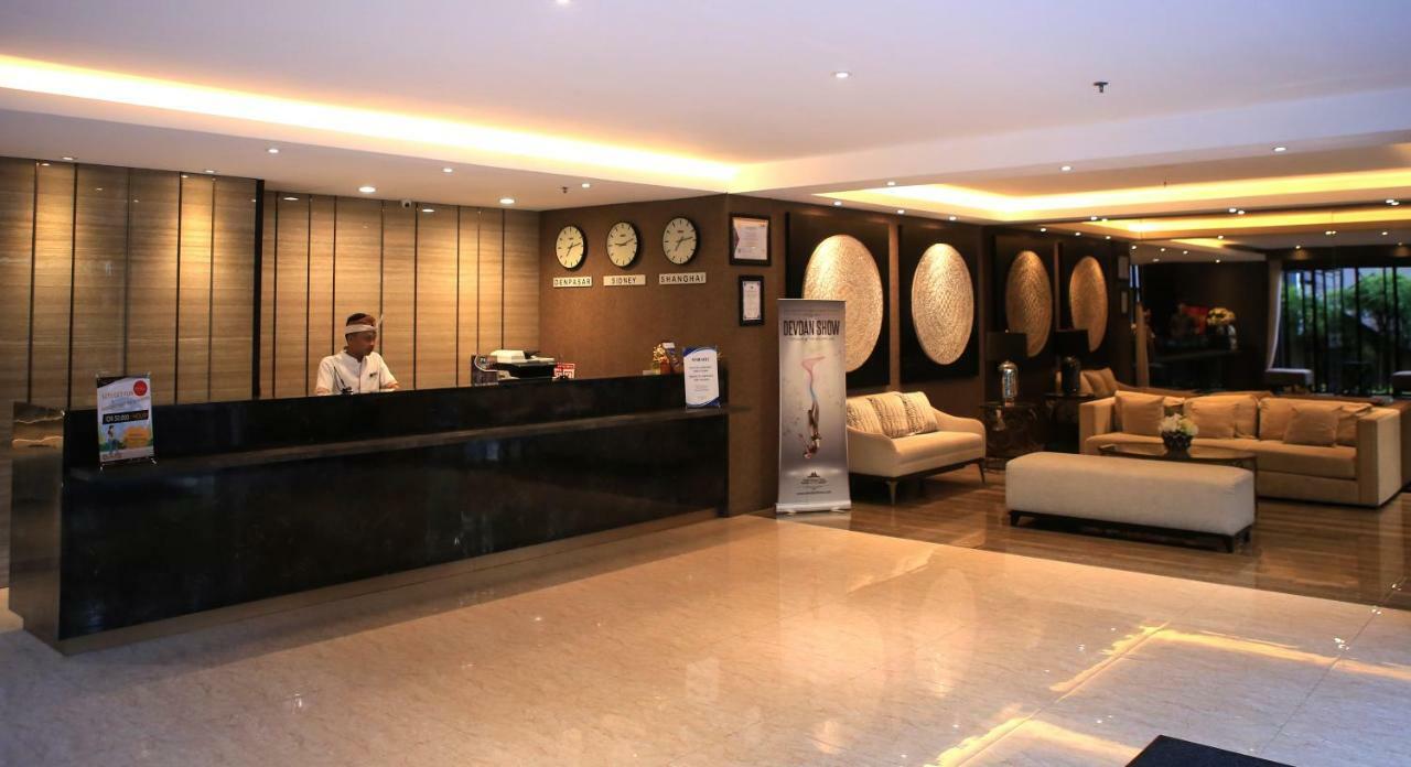 Grand Kuta Hotel&Residence Legian Exterior foto